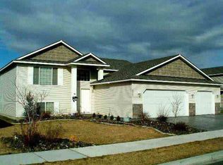 8507 W Lancaster Dr, Pasco, WA 99301