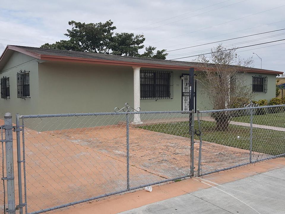 2nd image of 721 NW 138th St