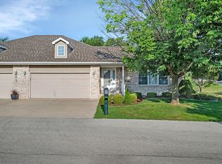 78 Oregon Trl, Diamond, IL 60416