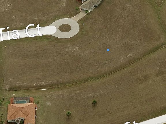 4th image of 24480 Tia Ct