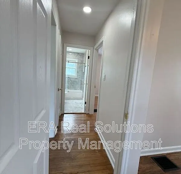 2217 Grasmere Ave — Photo 7