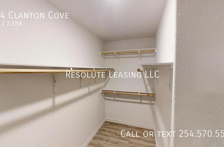 904 Clanton Cv — Photo 13