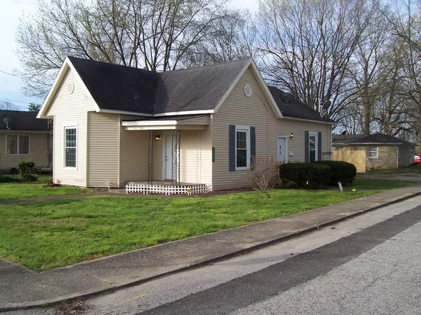 302 Shuck Ave, Lebanon, KY 40033