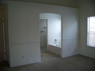 2131 Birch Ave, Clovis, CA 93611