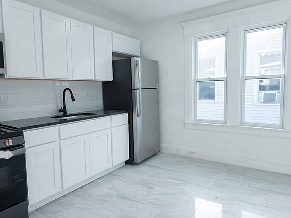 2nd image of 252 W Hazel St #3