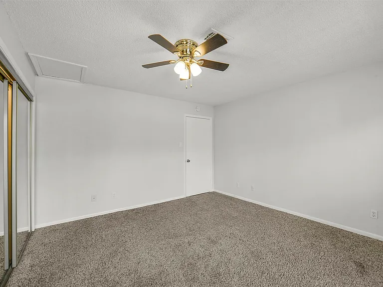 2277 S Kirkwood Rd #506 — Photo 13