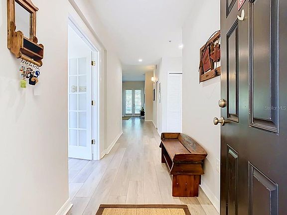 4th image of 940 SPRING PARK ST #102
