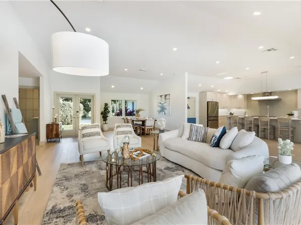 5215 Seashell AVE, NAPLES, FL 34103