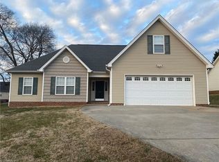 164 Winding Creek Rd, Mocksville, NC 27028