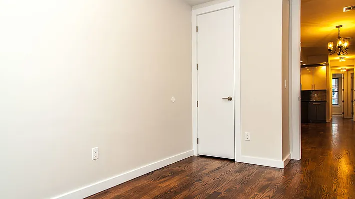 Rented by Nooklyn NYC LLC | media 34