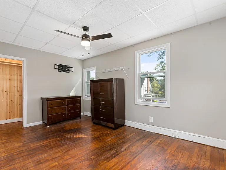 224 W Anthony Ave — Photo 8