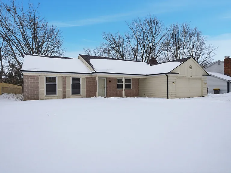 7214 Winnebago Dr — Photo 2