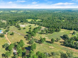 170 Split Oak Rd, Smithville, TX 78957
