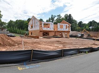 26 Wells Rd, Rocky Hill, CT 06067