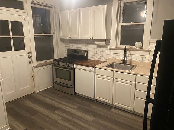 4th image of 3646 Wilmington Ave Floor 1