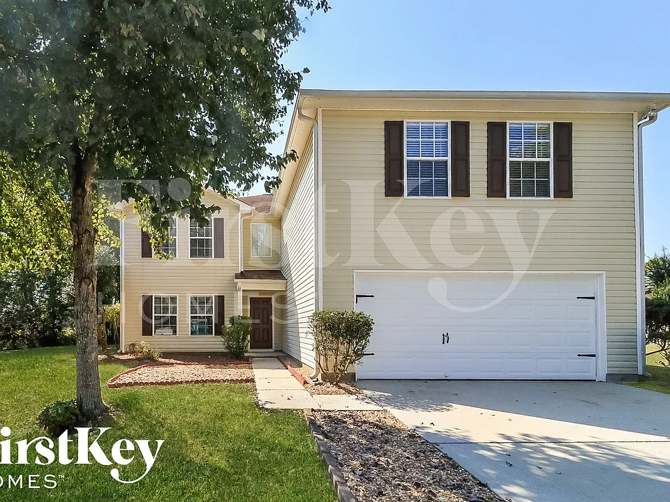 1033 Sycamore Ln