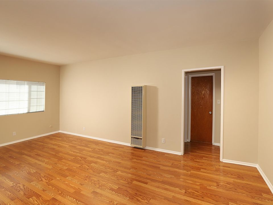 1st image of 159 W Ash Ave APT E