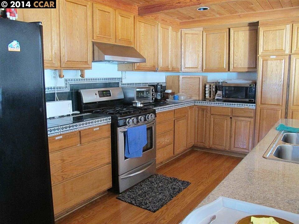 2nd image of 3938 Cowell Rd