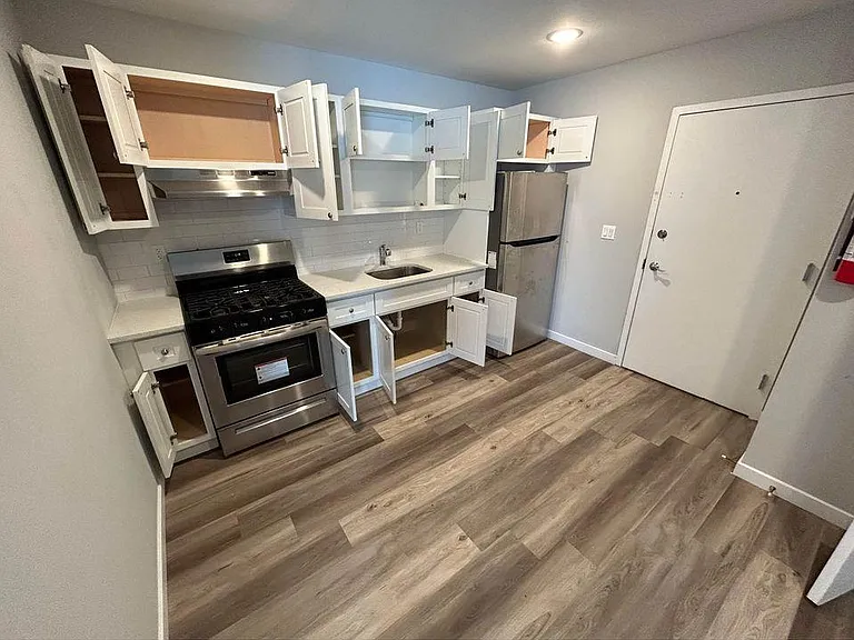 362 Hamilton Ave #202 — Photo 2