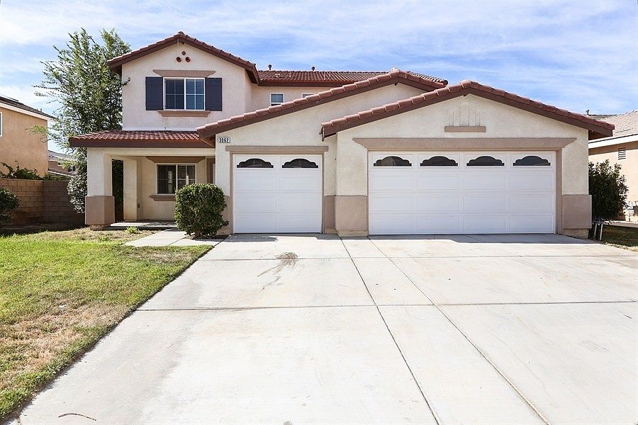 1st image of 3062 Topaz Ln