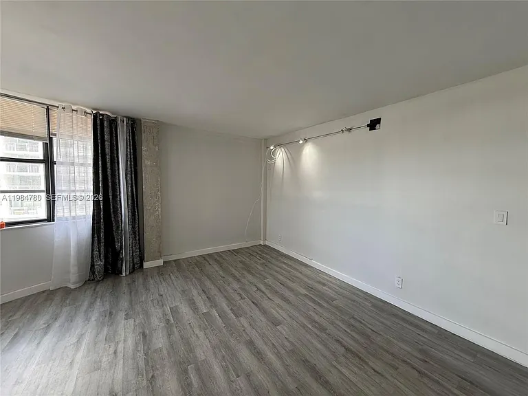 1825 S Ocean Dr #305 — Photo 15