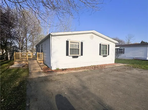 239 Sunset Dr, Holley, NY 14470
