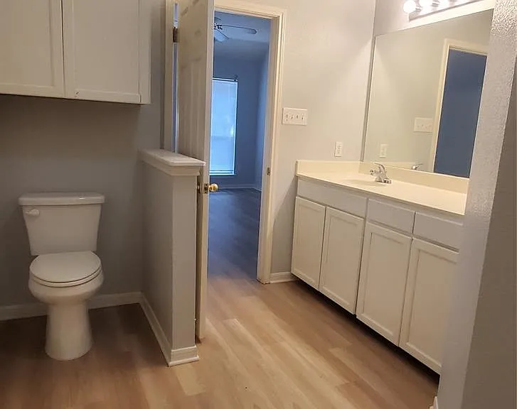 8617 Talyne Chaise Cir #B — Photo 10