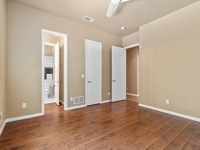 6020 Parksedge Ln — Photo 12