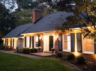 8510 Shadeway Pl, Springfield, VA 22153