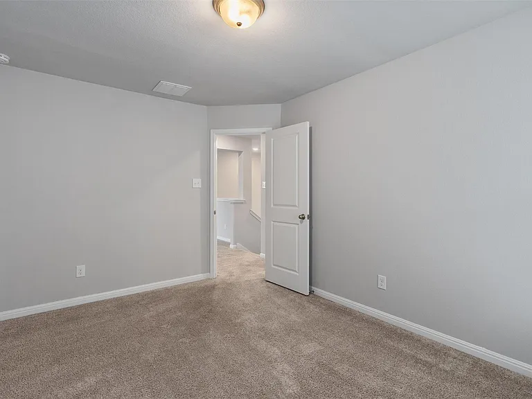 17300 Antioch Ave — Photo 32