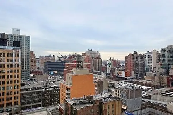 Sold by Corcoran | media 4