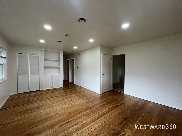 1104 Isabel Dr — Photo 7