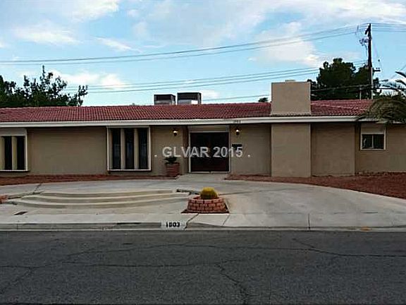 2nd image of 1903 Sombrero Dr