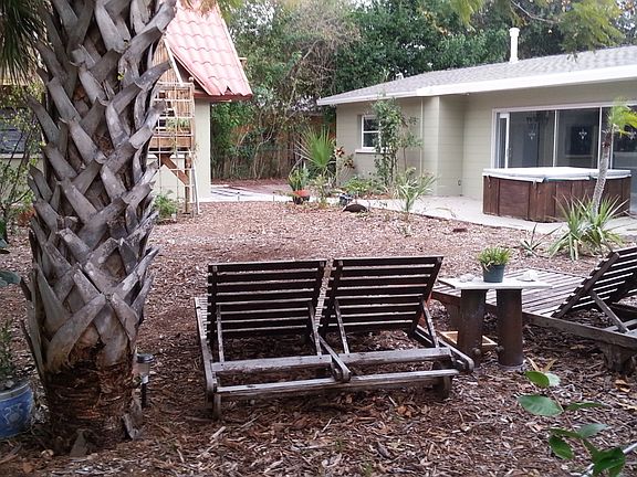 5th image of 513 Hillside Dr S