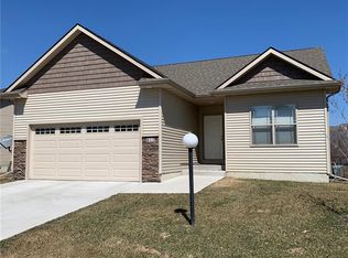 813 SE Delaware Ave, Ankeny, IA 50021