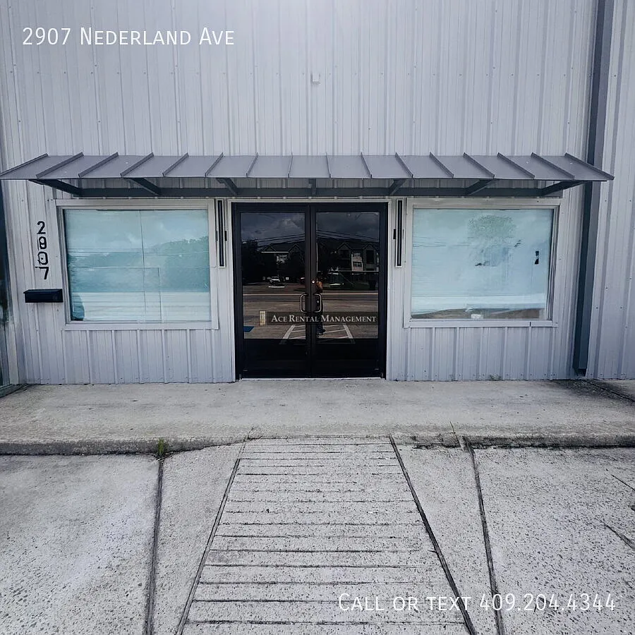Newly Updated Commercial Space Available located at 2907 Nederland Avenue, Nederland, TX 77627 — Photo 2