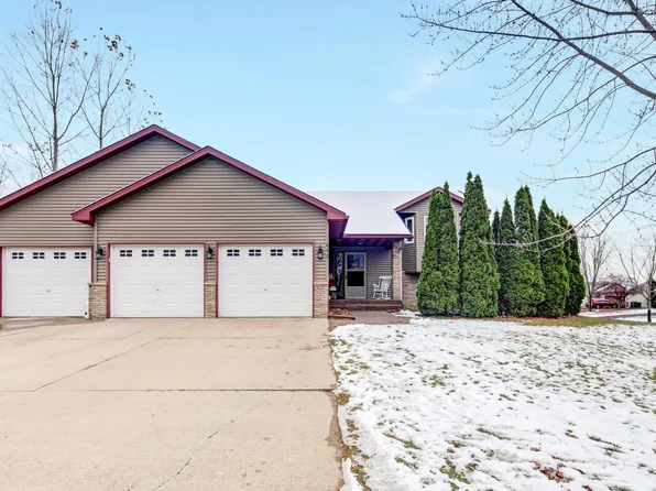 652 Lanee Ave, Foley, MN 56329