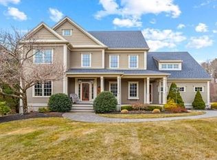 8 Truax Ln, Foxboro, MA 02035