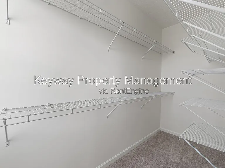 1144 Carolina Ave — Photo 9
