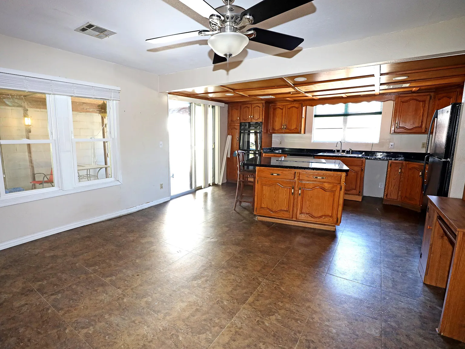 East Jackson Avenue Units - House — Photo 2