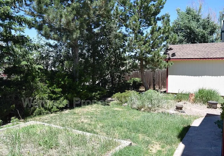 2860 Frazier Ln — Photo 18