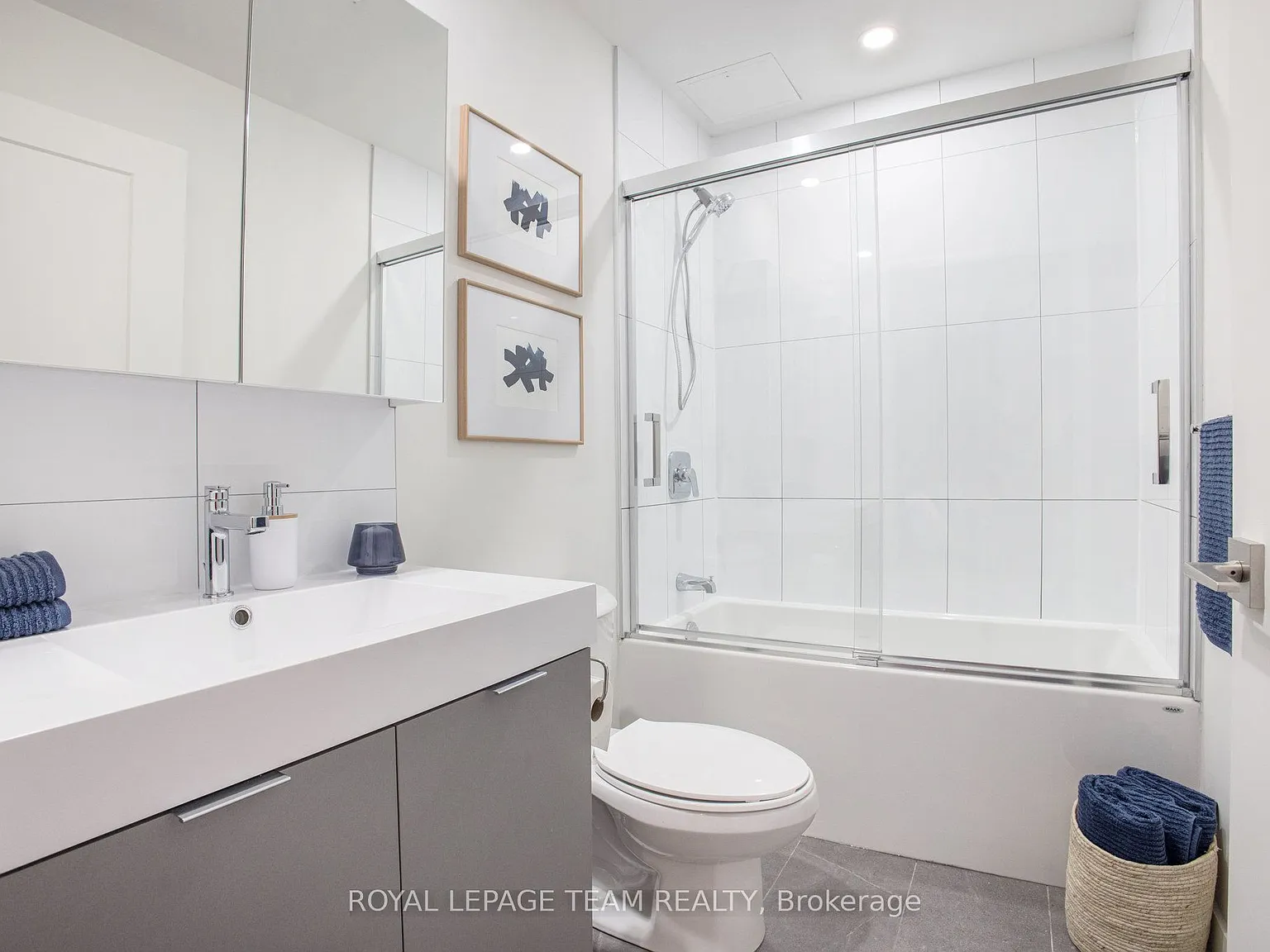 2 bed, $2,770 — Photo 4