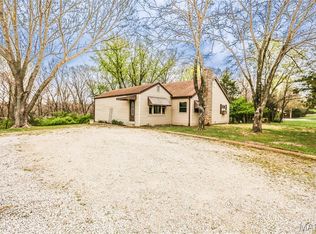 1350 Hillsboro Rd, High Ridge, MO 63049