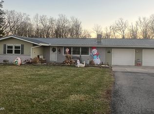 5606 Reservoir Rd, Lima, OH 45801