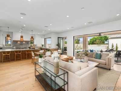 2910 Highland Dr, Carlsbad, CA, 92008