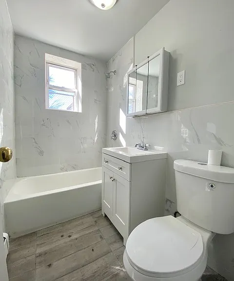 450 Walnut Street — Photo 8