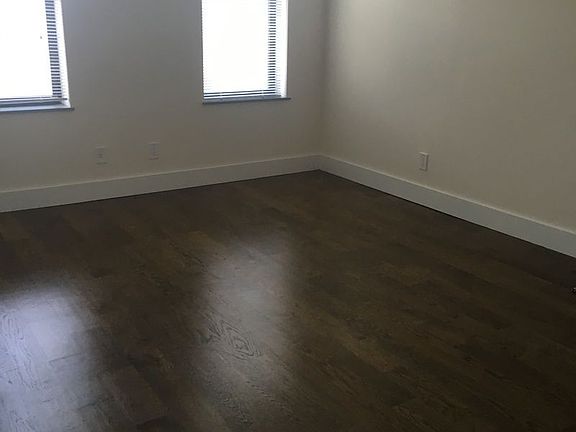 3rd image of 2261 42nd St APT C7