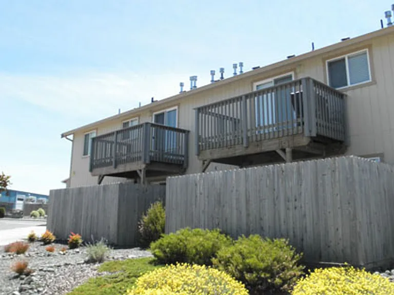 2345 Bates Ln #1-4 — Photo 15