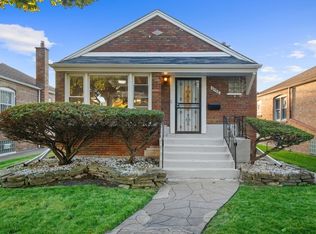 8928 S Cornell Ave, Chicago, IL 60617