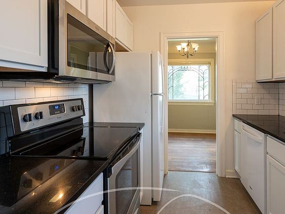 5th image of 1160 E Alder St